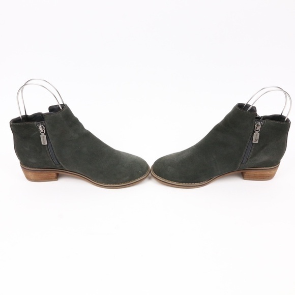 Blondo Liam Waterproof Ankle Booties - Picture 6 of 12